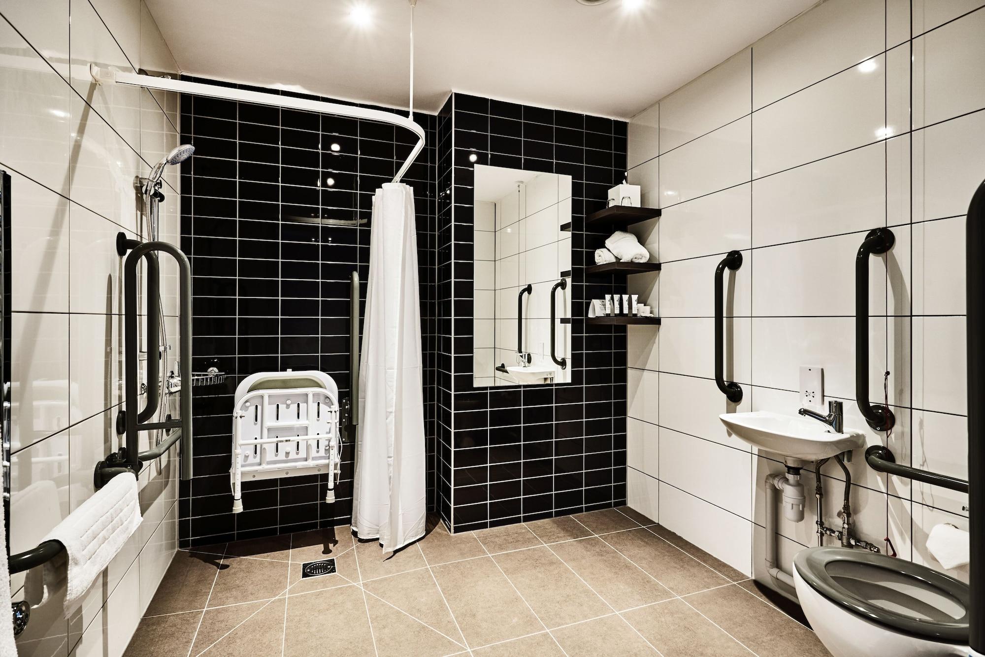 Quest Liverpool City Centre Экстерьер фото